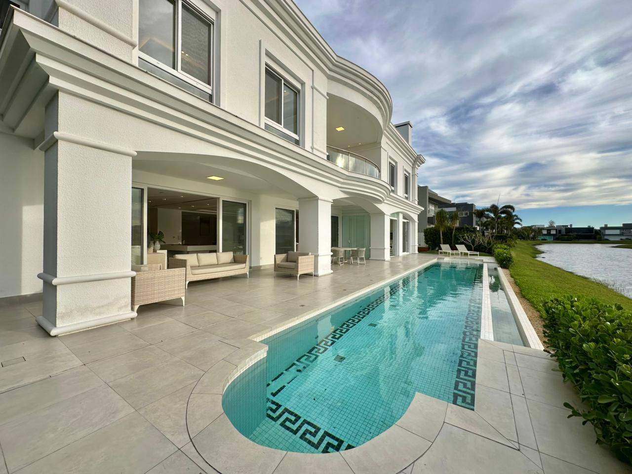 Casa em Condomínio 4 dormitórios para venda, Condomínio Fechado em Xangri-lá | Ref.: 10157