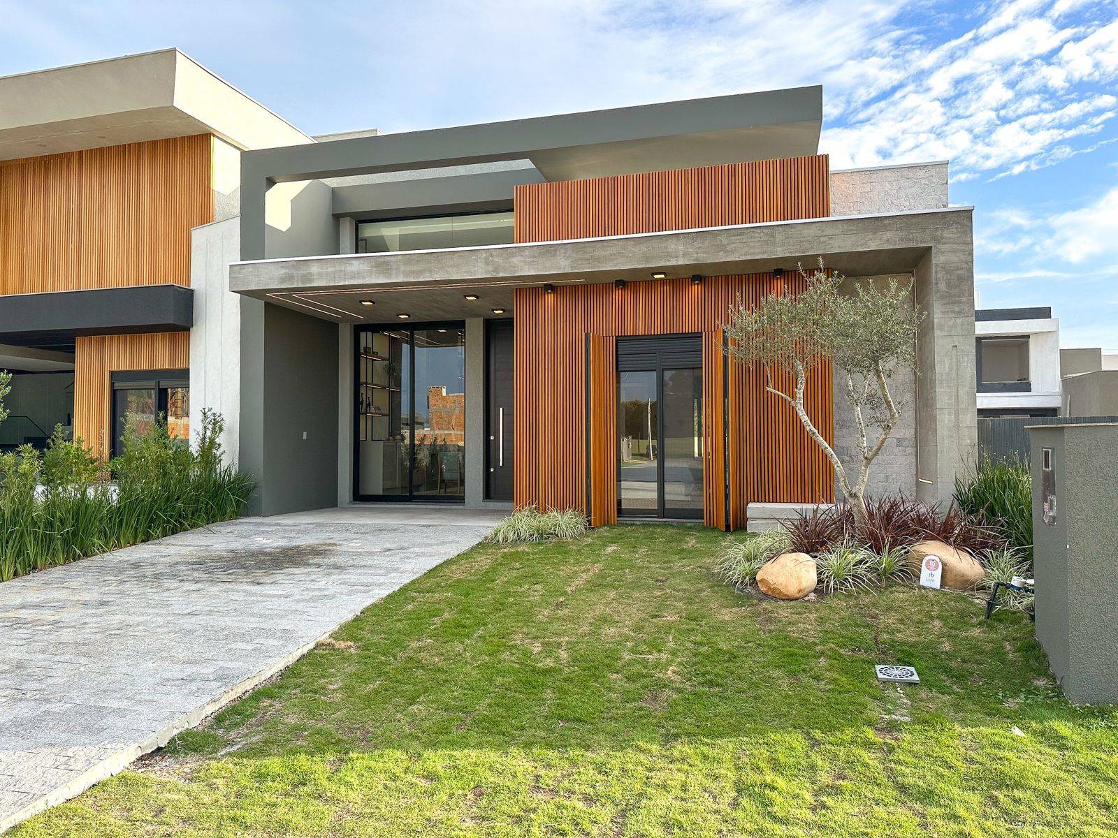 Casa em Condomínio 4 dormitórios para venda, Centro em Xangri-lá | Ref.: 10751