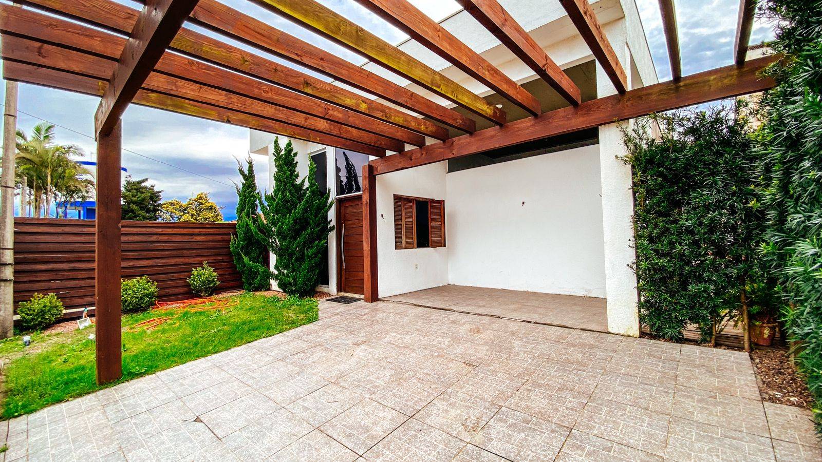 Casa 4 dormitórios para venda, Centro em Xangri-lá | Ref.: 15981