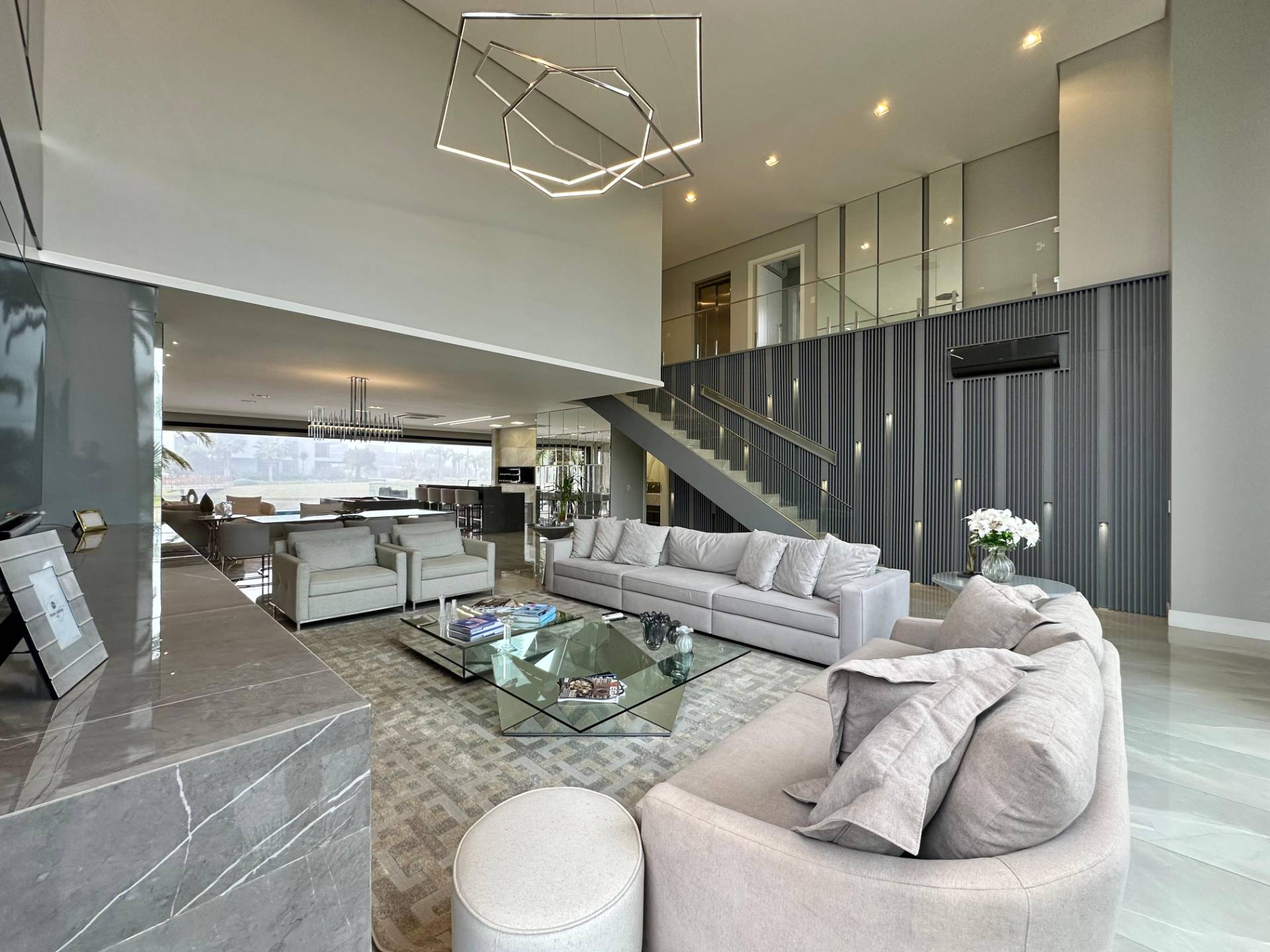 Casa em Condomínio 6 dormitórios para venda, Condomínio Fechado em Xangri-lá | Ref.: 18702