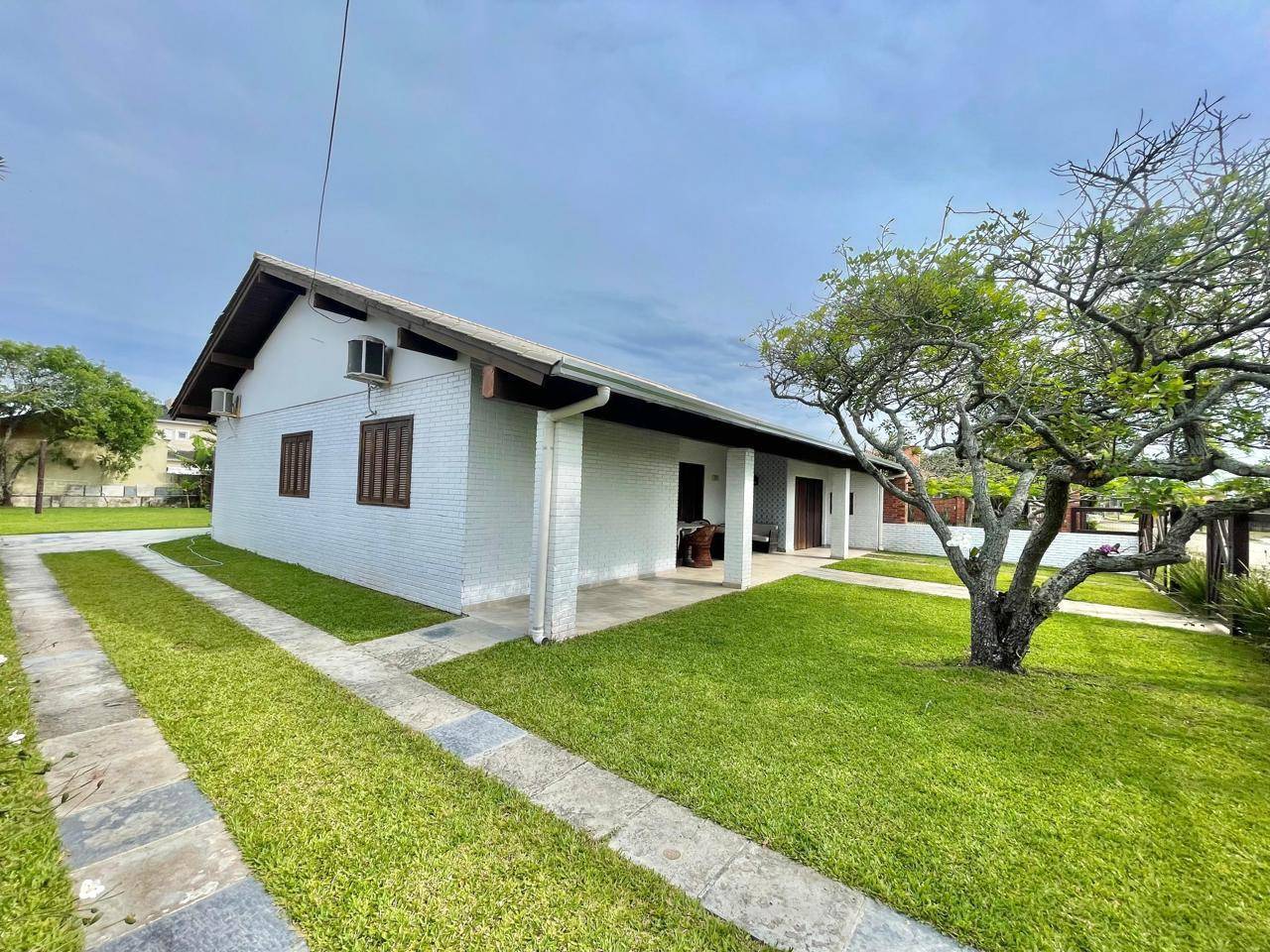 Casa 5 dormitórios para venda, ATLÂNTIDA  em Xangri lá  | Ref.: 18876