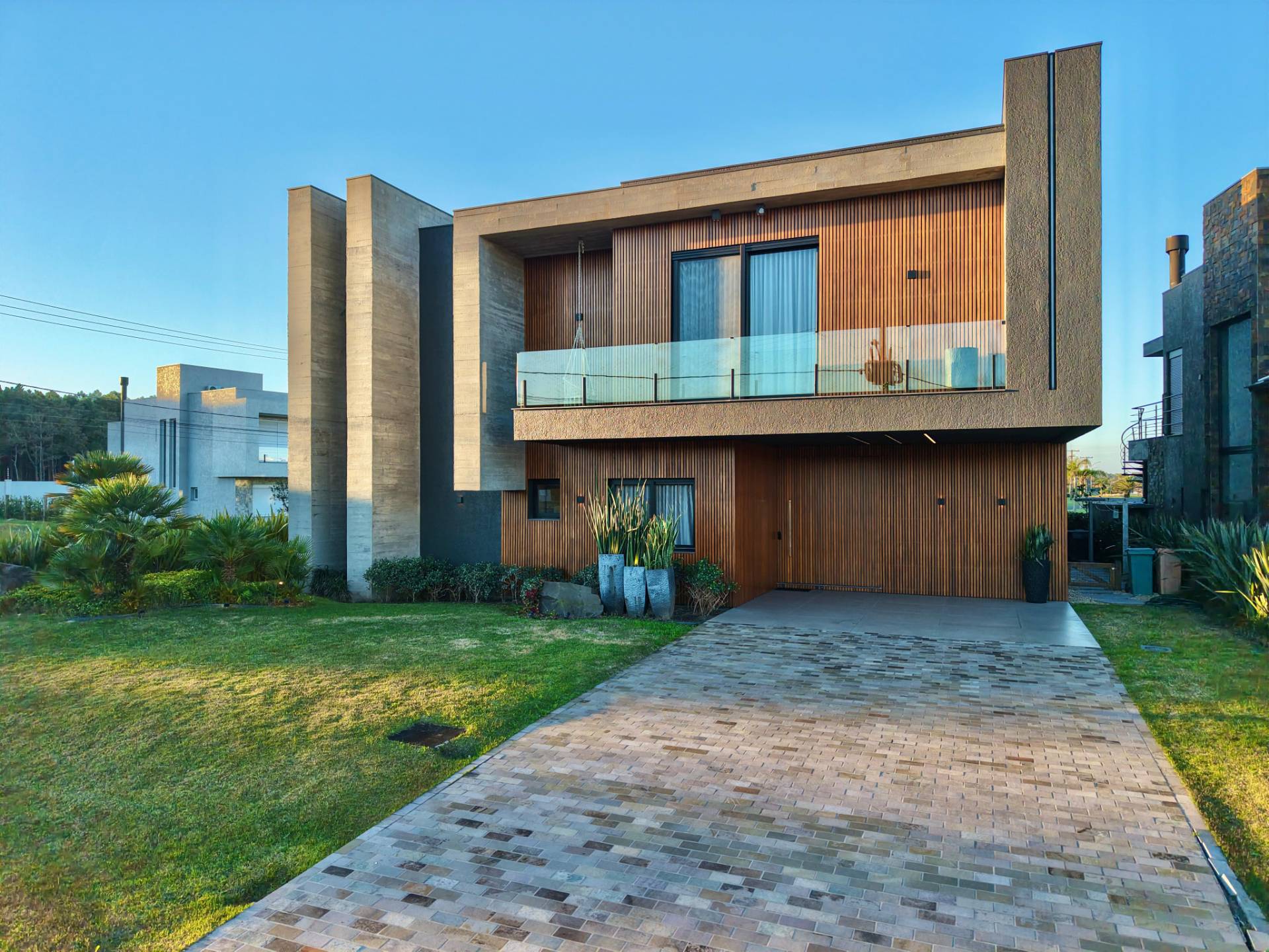 Casa em Condomínio 5 dormitórios para venda, Condomínio Fechado em Capão da Canoa | Ref.: 19088
