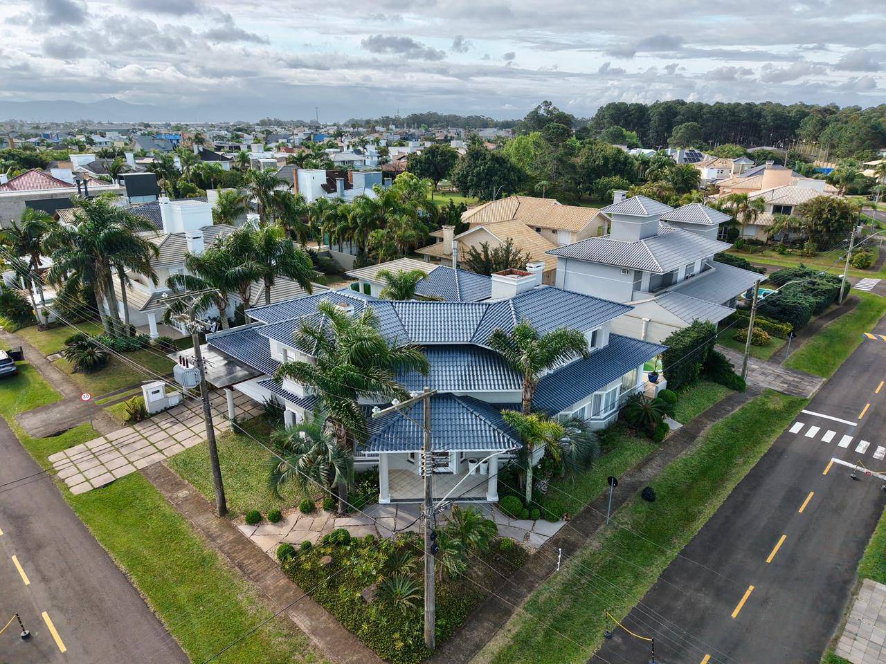 Casa em Condomínio 4 dormitórios para venda, Condomínio Fechado em Xangri-lá | Ref.: 19354