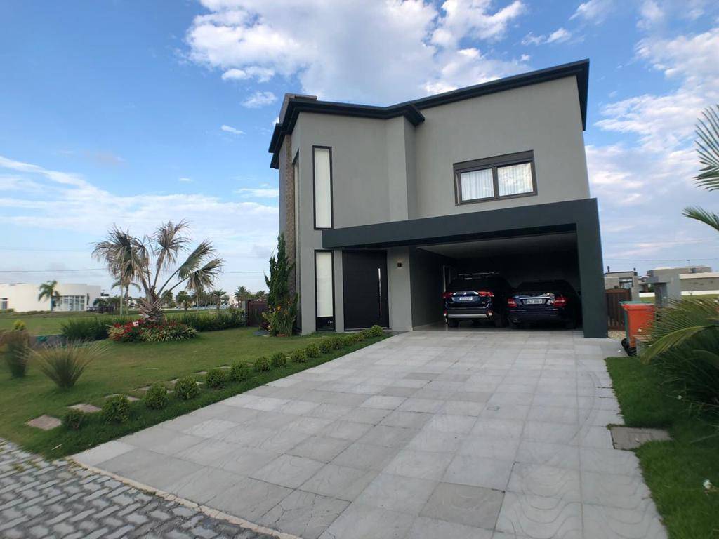 Casa em Condomínio 4 dormitórios para venda, Condomínio Fechado em Capão da Canoa | Ref.: 4078