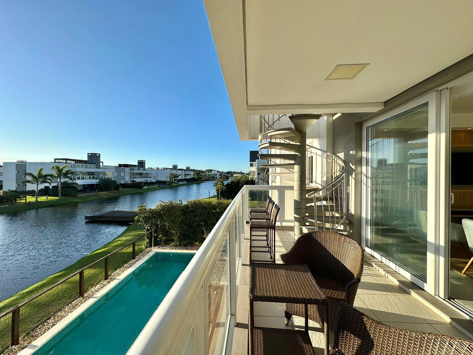 Casa em Condomínio 4 dormitórios para venda, Condomínio Fechado em Atlântida | Ref.: 4614