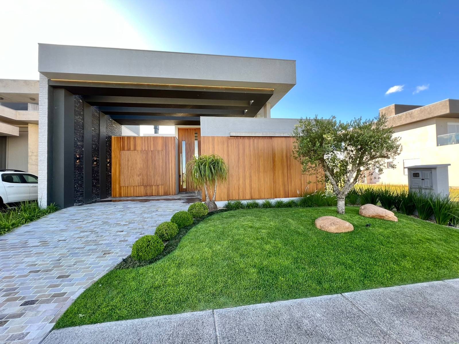 Casa em Condomínio 4 dormitórios para venda, Condomínio Fechado em Capão da Canoa | Ref.: 5018