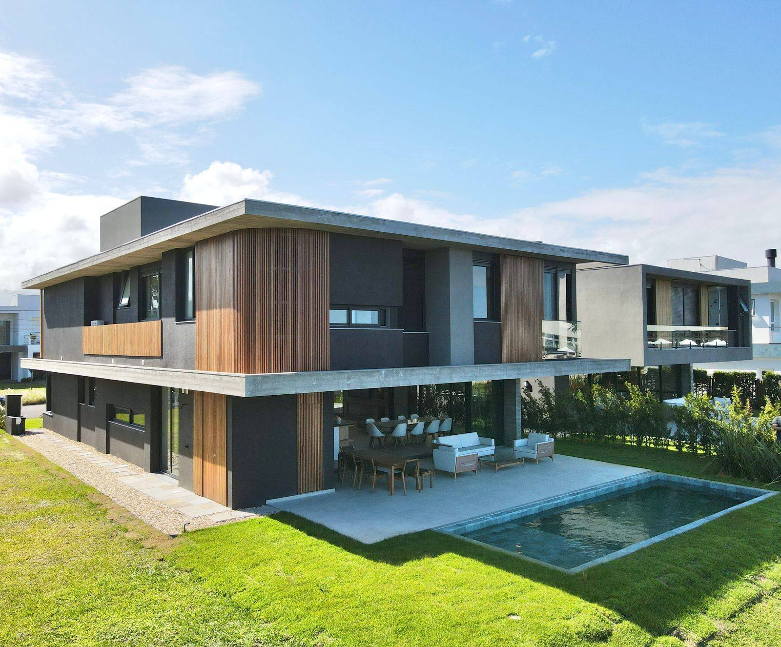 Casa em Condomínio 5 dormitórios para venda, Condomínio Fechado em Xangri-lá | Ref.: 6408